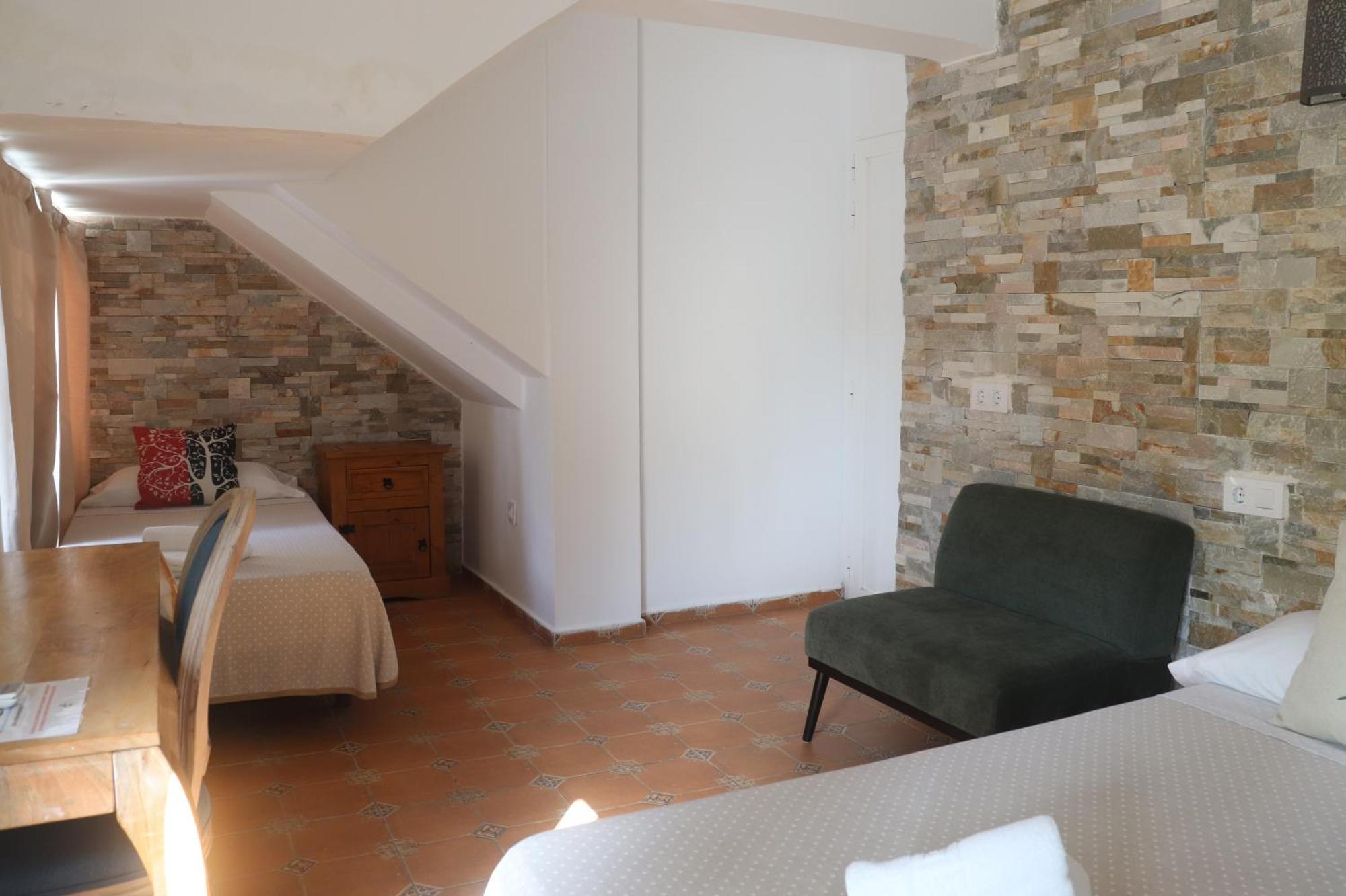 Chambre Double avec Lit d'Appoint